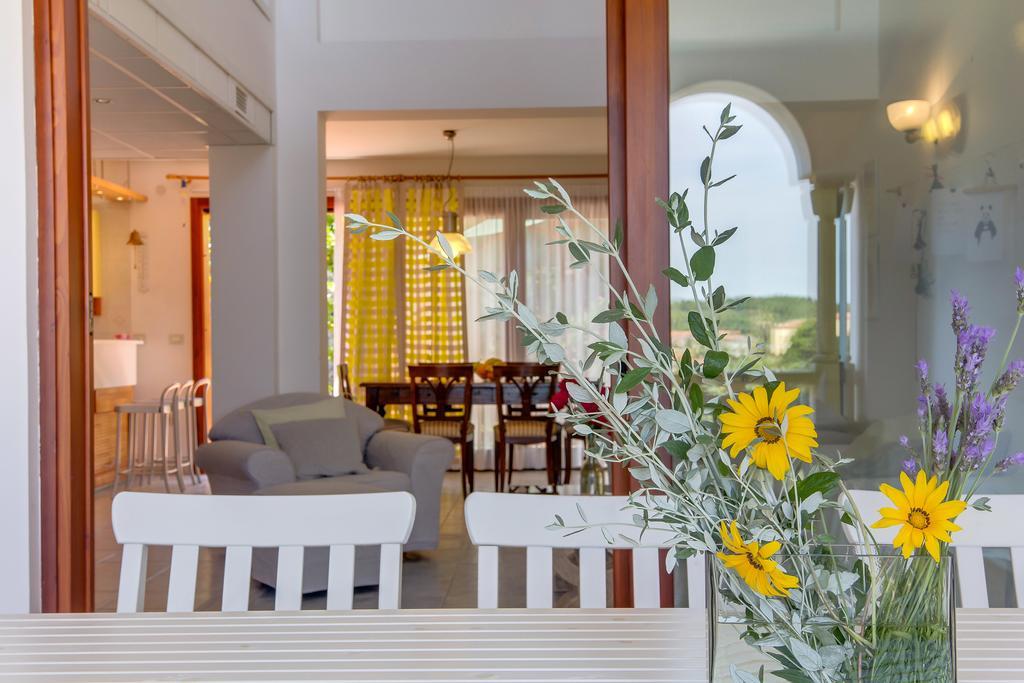 Villa Alma Велі-Лошинь Екстер'єр фото