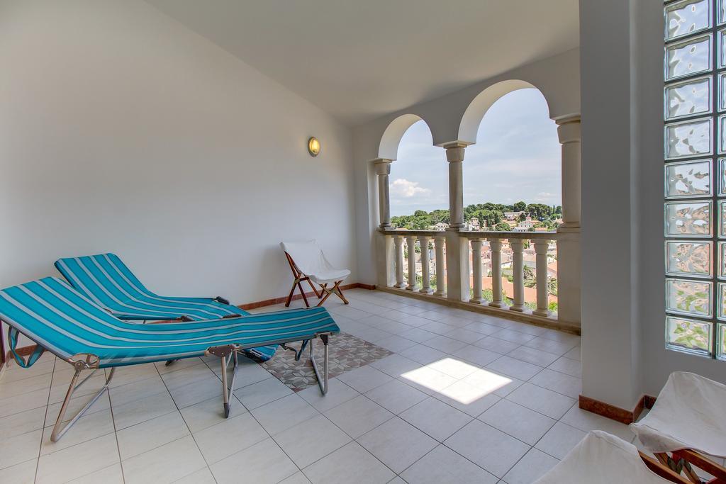 Villa Alma Велі-Лошинь Екстер'єр фото