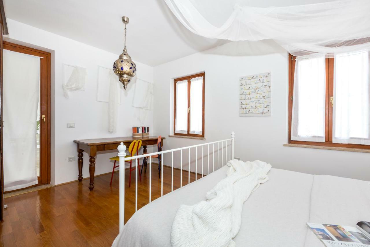 Villa Alma Велі-Лошинь Екстер'єр фото